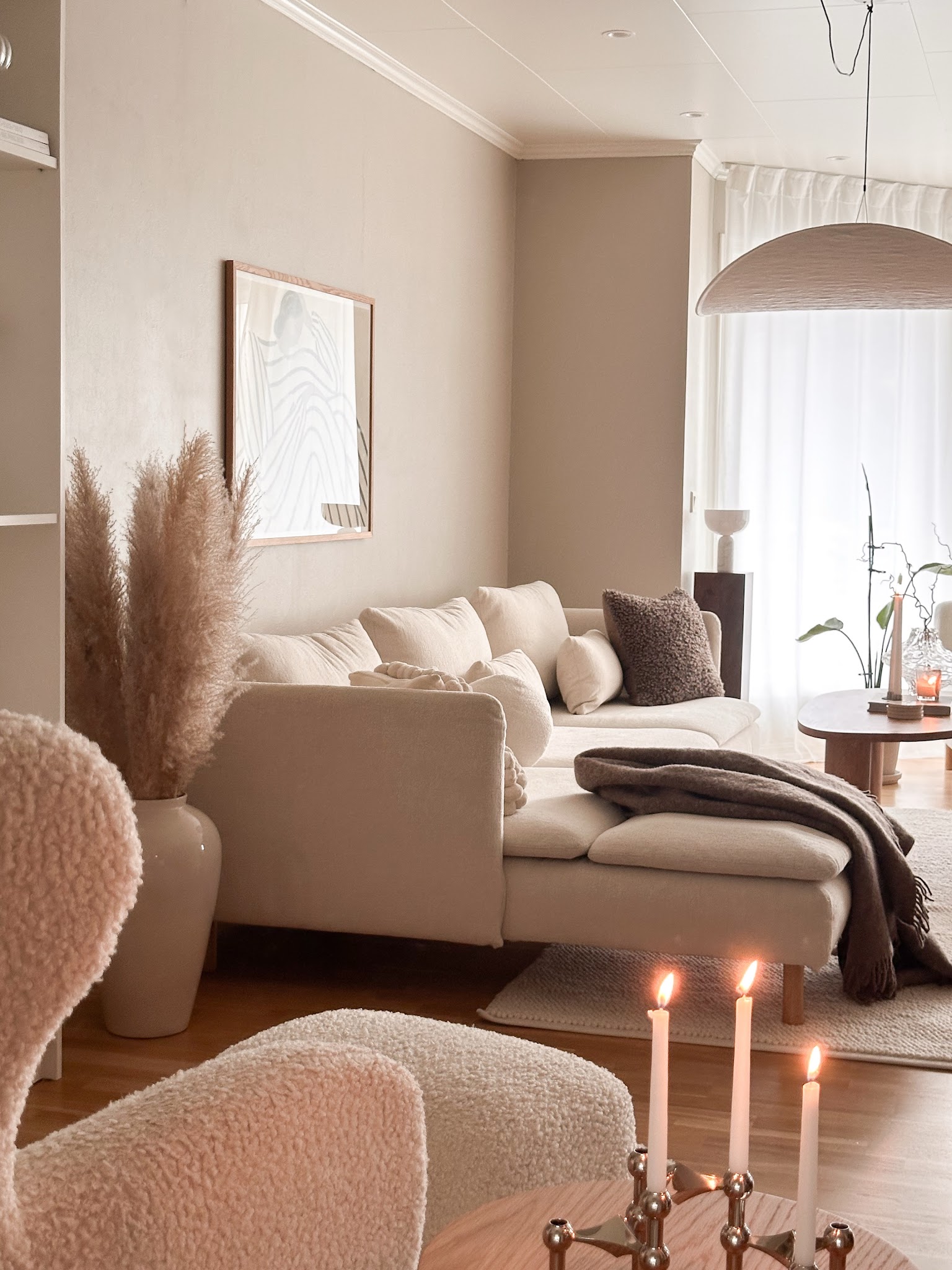 4. Make a Compact Chaise Corner Feel Cozy