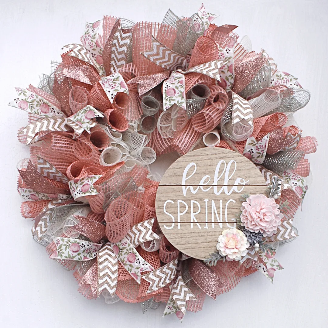 2. Combine Dusty Pink Mesh With a Hello Spring Sign