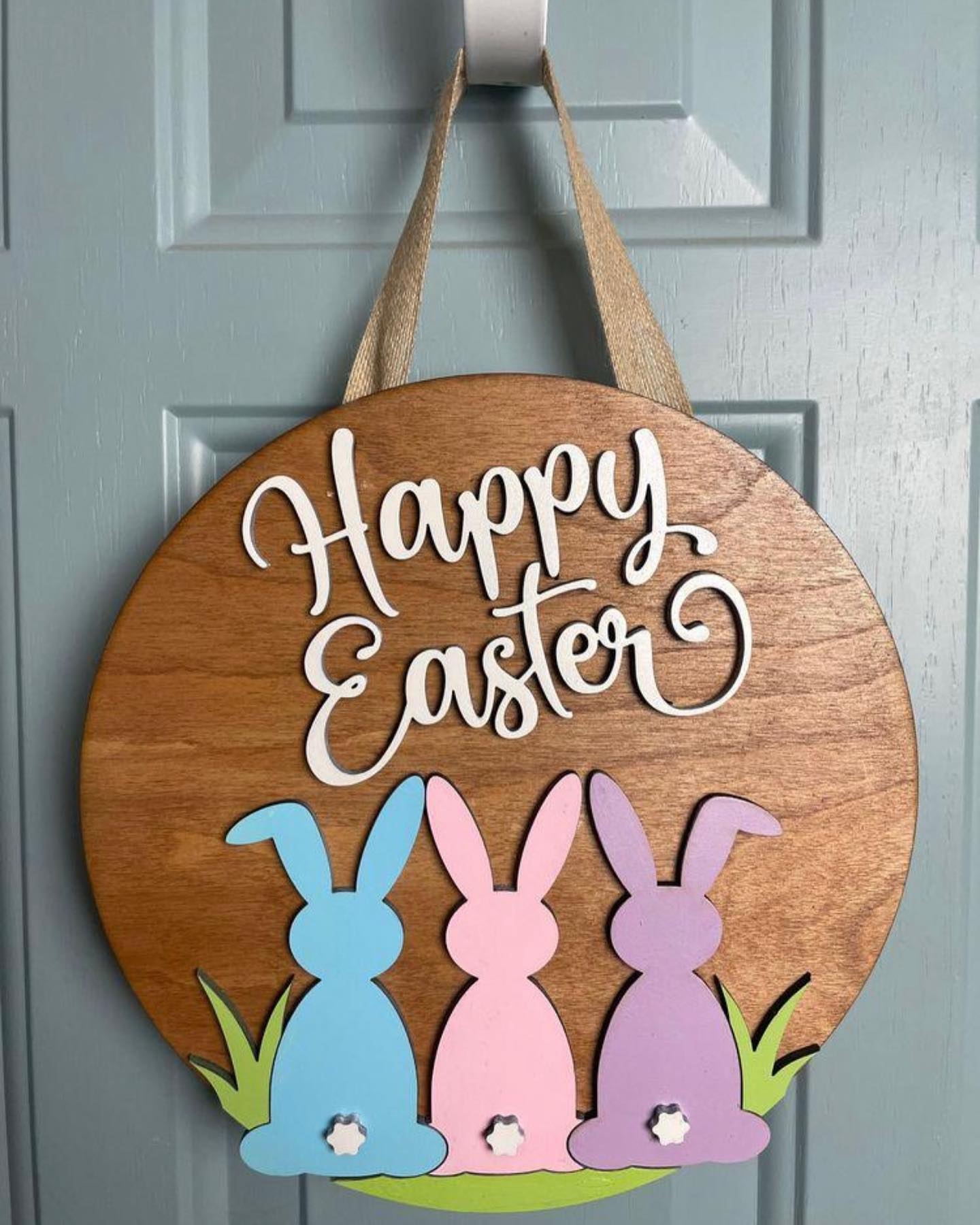 5. Line Up Three Pastel Bunny Silhouettes