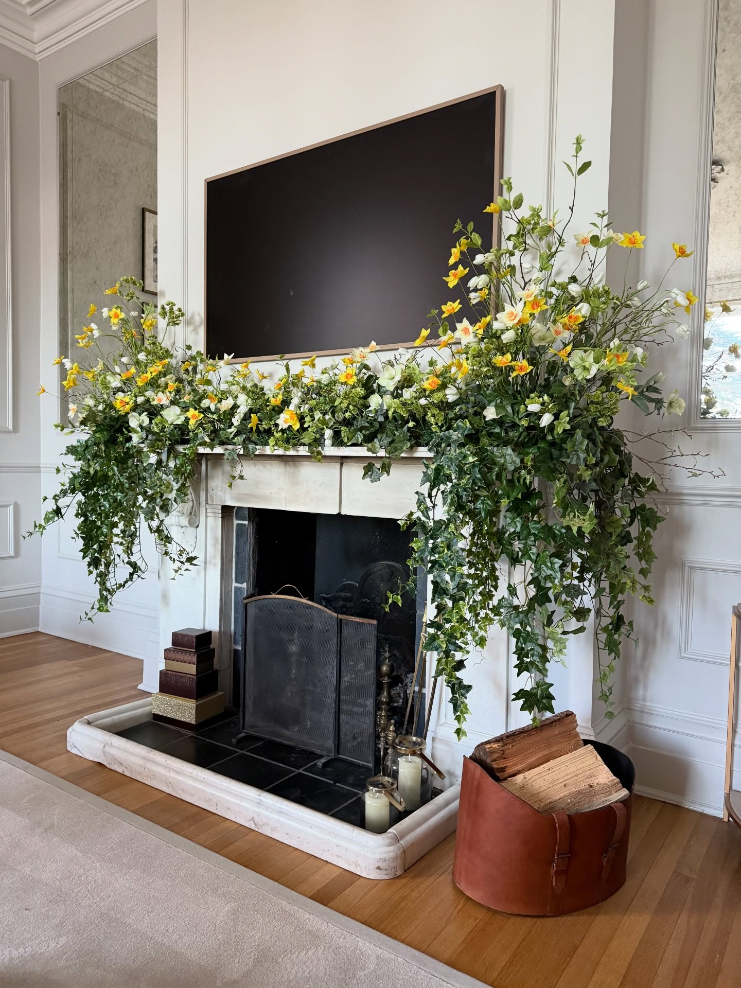 9. Create a Yellow and White Floral Cascade