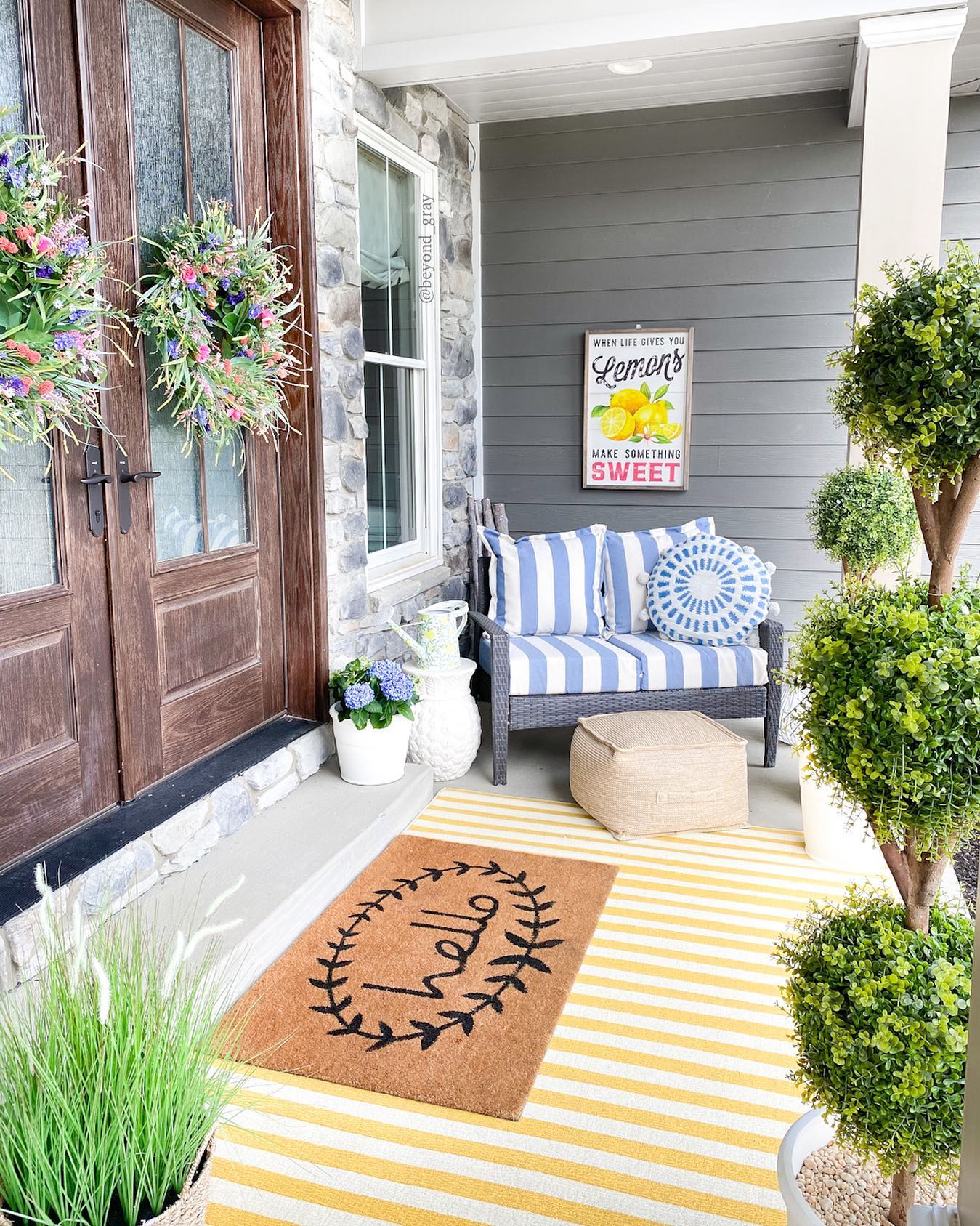17. Airy Floral Wreaths with Cheerful Stripes