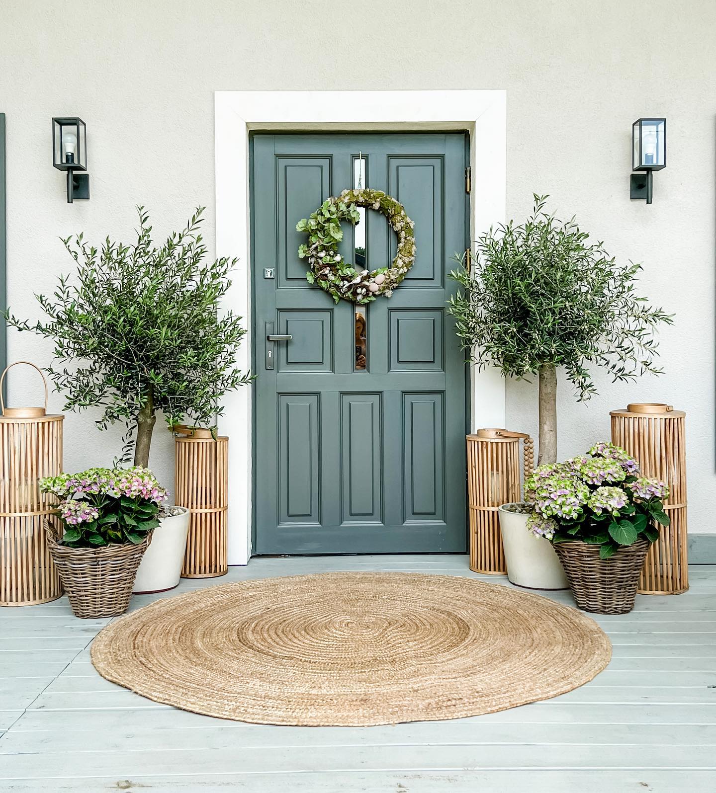 18. Repeat the Wreath Circle at Ground Level