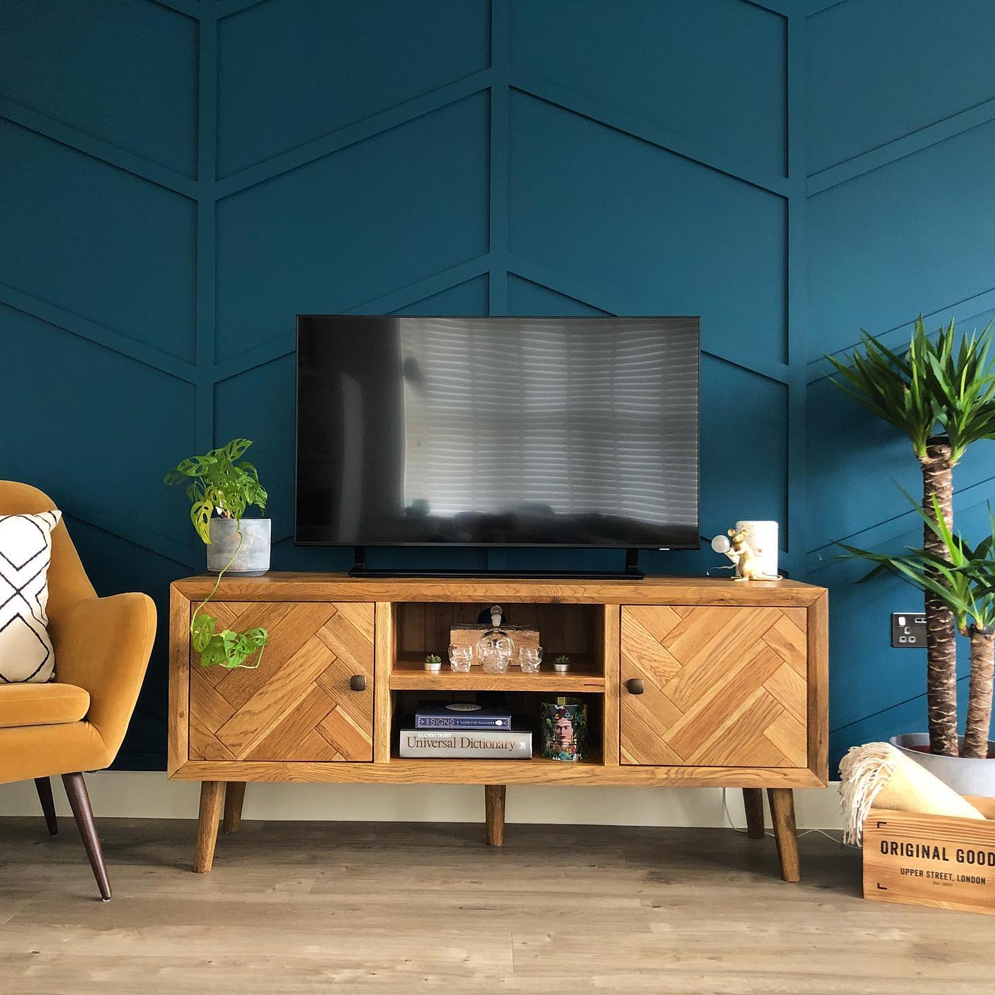 4. Give the TV Wall a Geometric Pattern