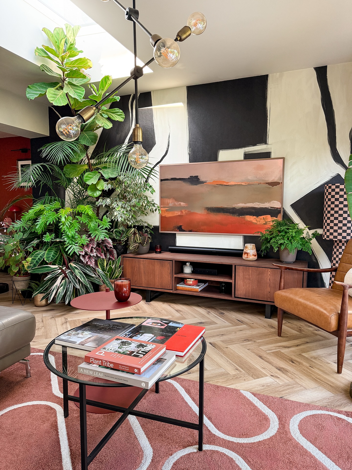 5. Let a Terracotta Rug Define the Room