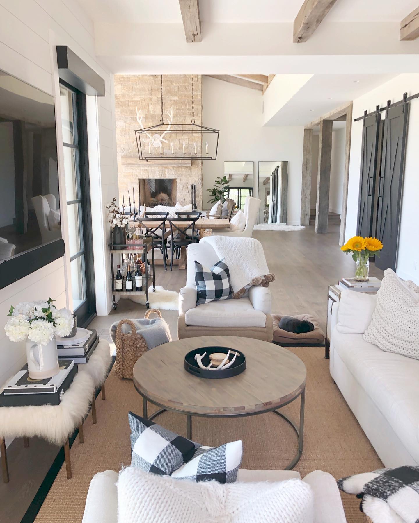 2. Use White Seating to Open a Narrow Farmhouse Lounge