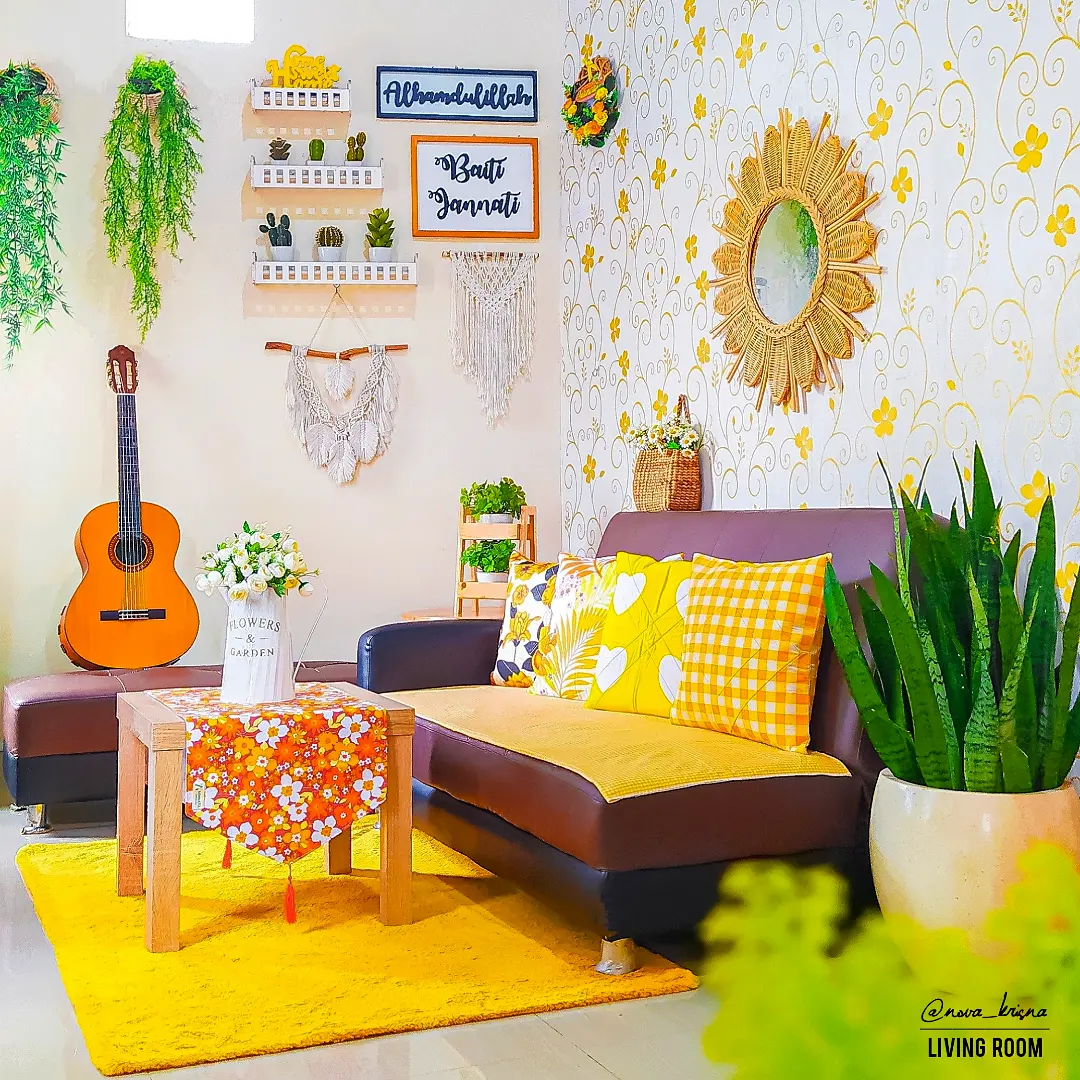 10. Repeat Bright Yellow Through Easy Swaps
